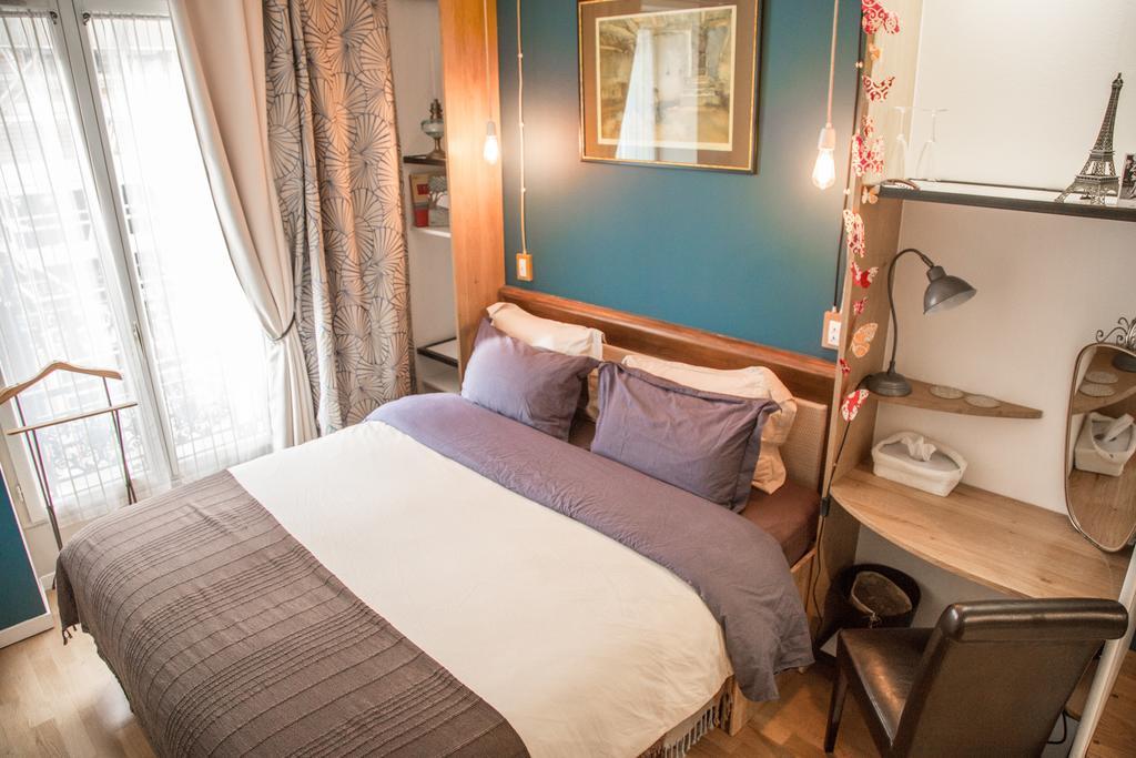 Private Room In A Parisian Homestay! - Close To It All! Exterior foto